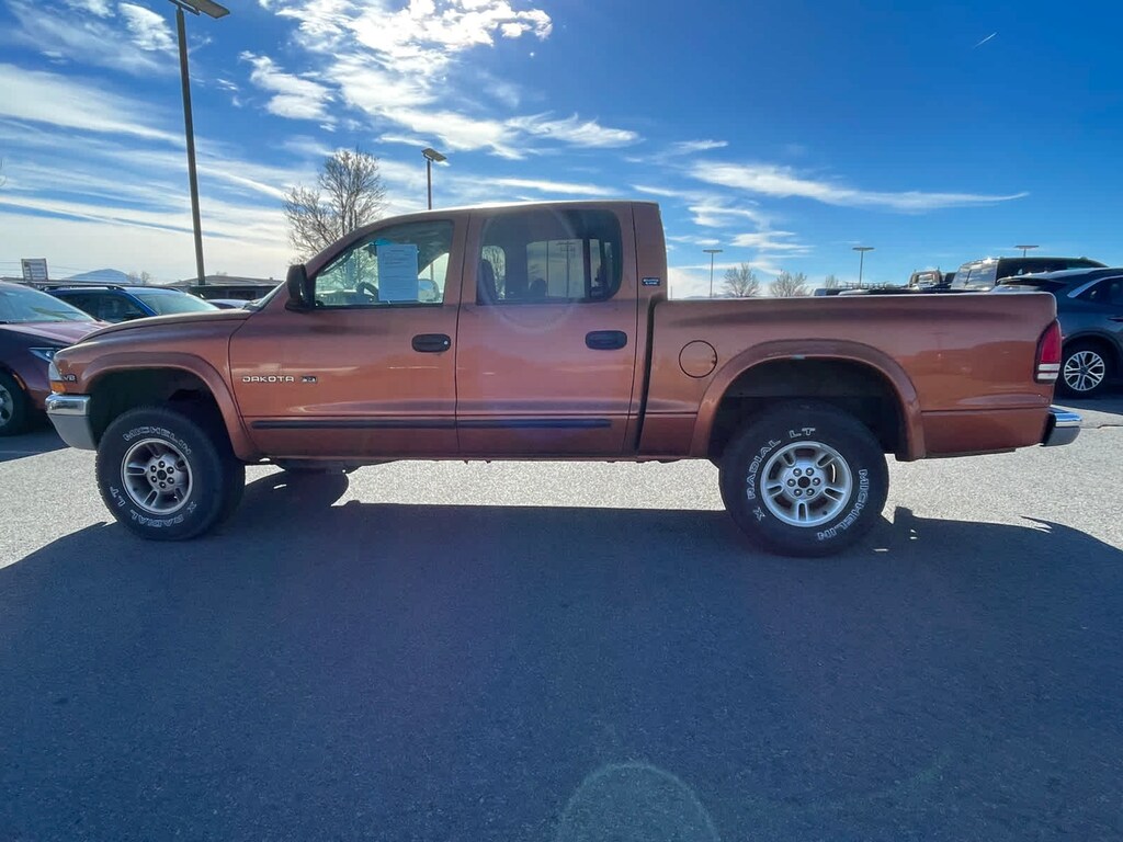 Used 2000 Dodge Dakota Truck Quad Cab Orange For Sale in Klamath Falls