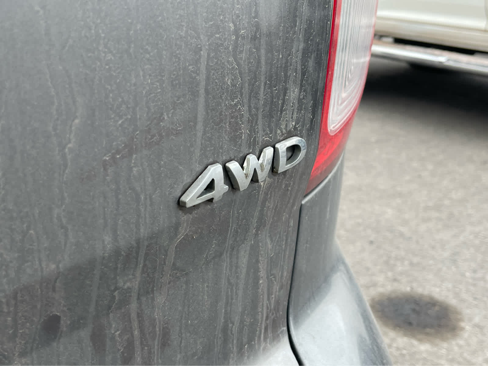 Thumbnail: 2011 Ford Explorer - 9