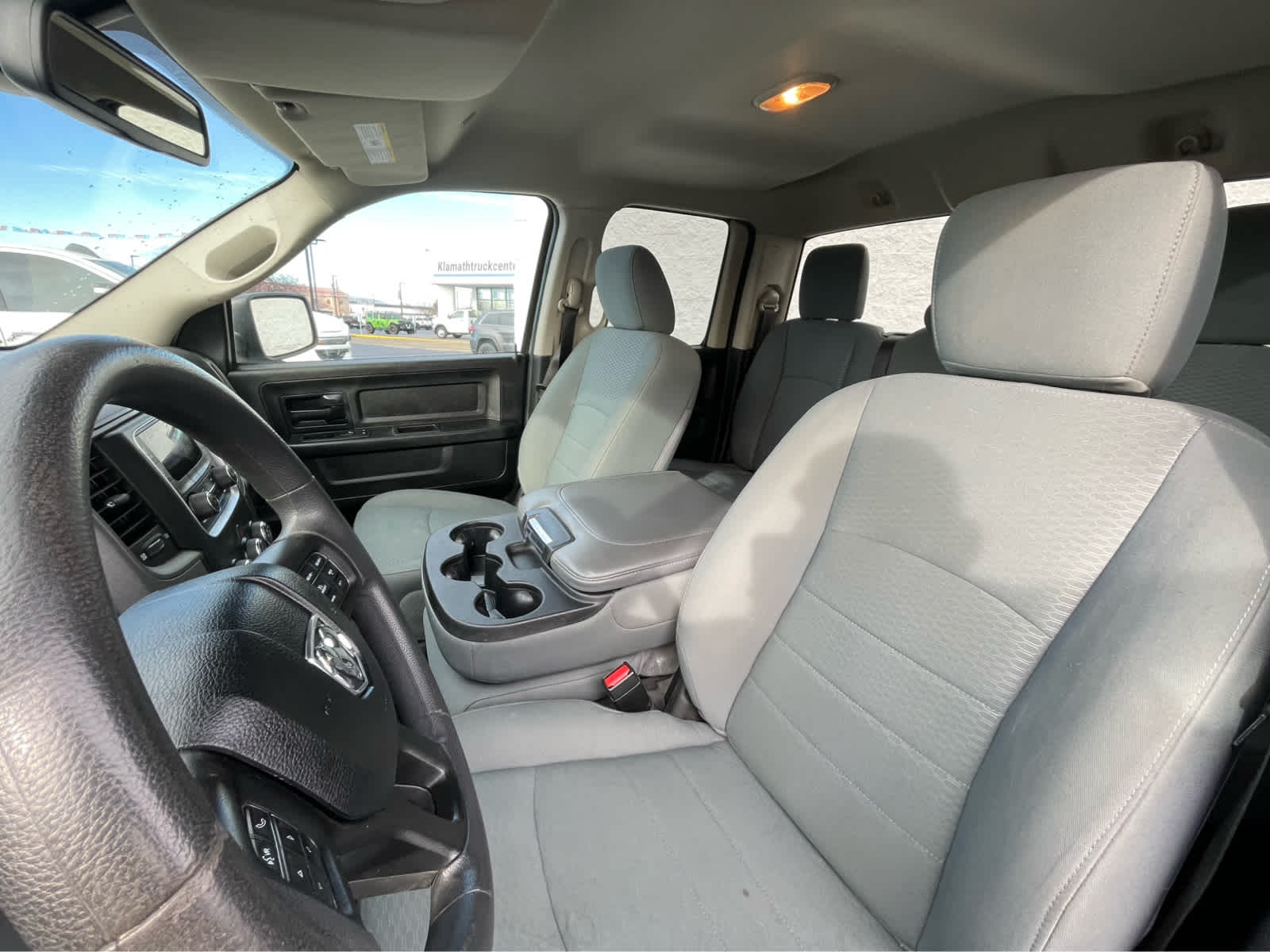 Thumbnail: 2019 RAM 1500 Classic - 21