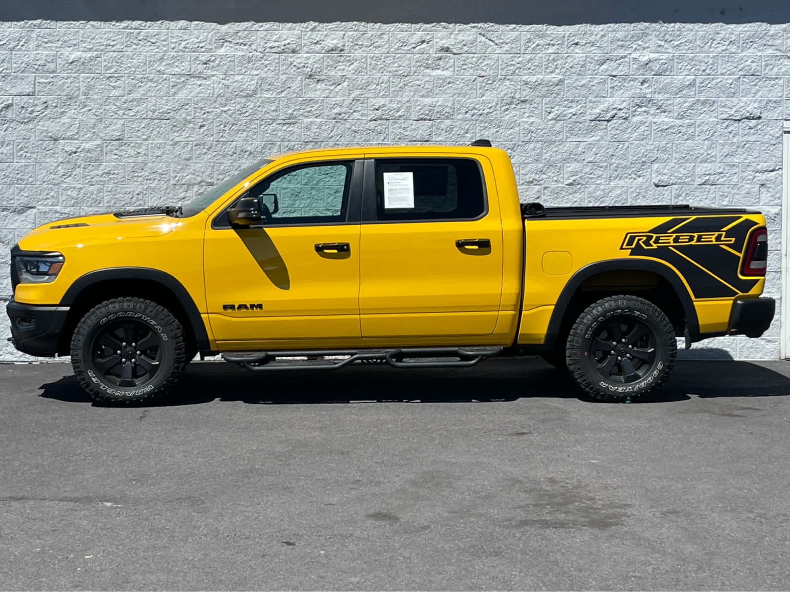 2023 Ram 1500 Rebel photo 4