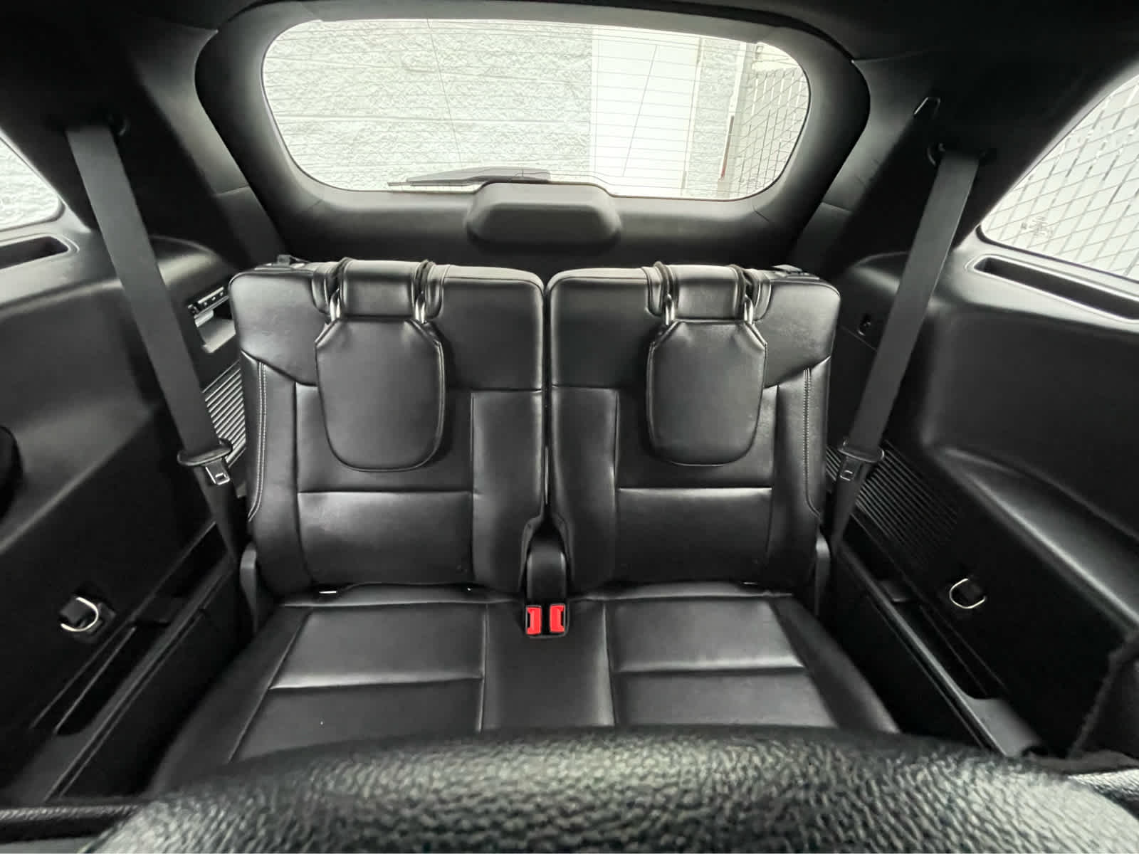 Thumbnail: 2022 Ford Explorer - 28