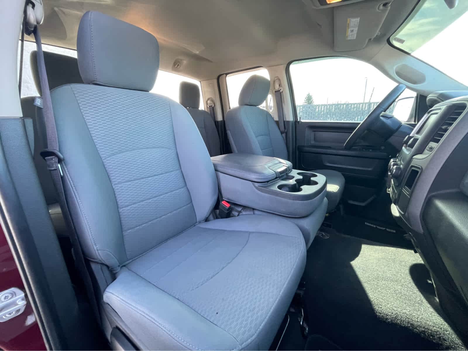 Thumbnail: 2019 RAM 1500 Classic - 27