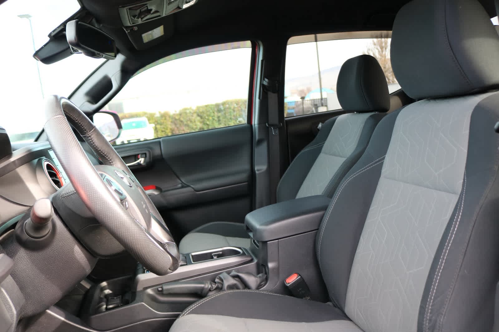 Thumbnail: 2021 Toyota Tacoma - 27