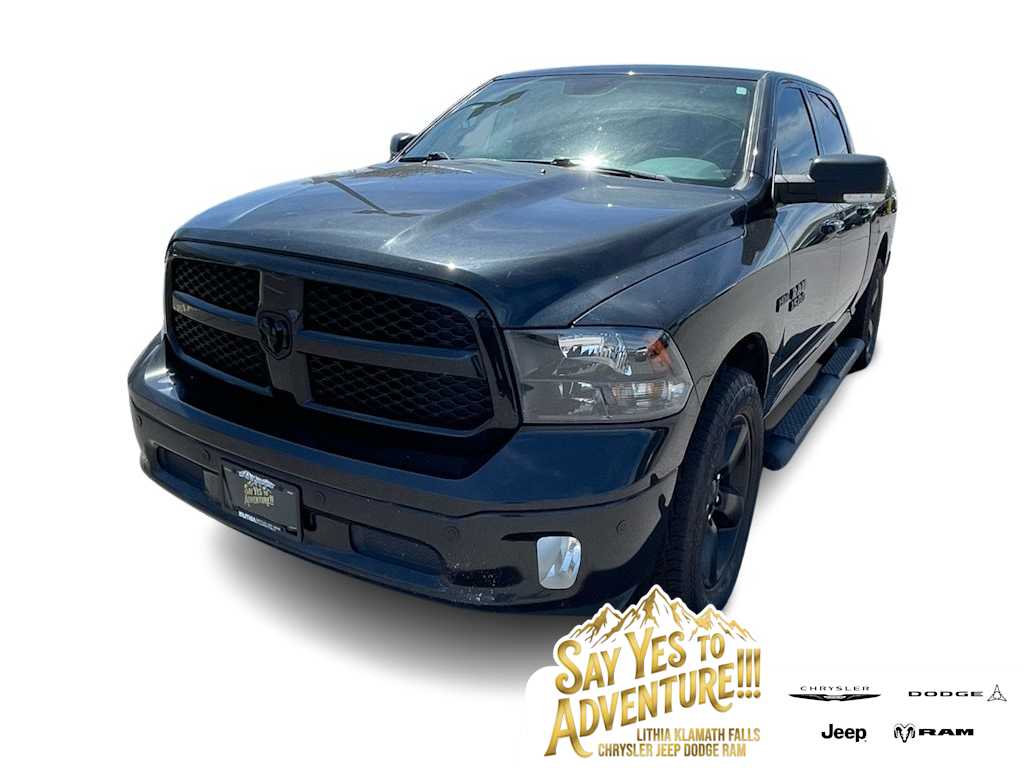 2018 RAM 1500 Big Horn 4x4 Crew Cab 5'7's photo