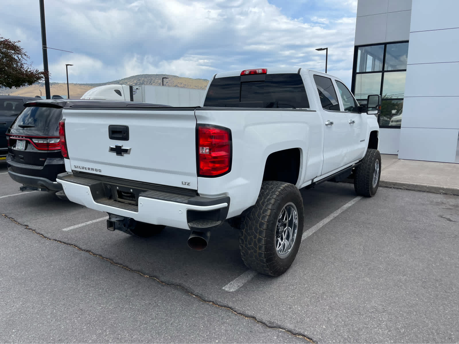 Thumbnail: 2019 Chevrolet Silverado 2500 - 4