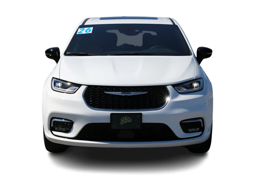 Thumbnail: 2026 Chrysler Pacifica - 2