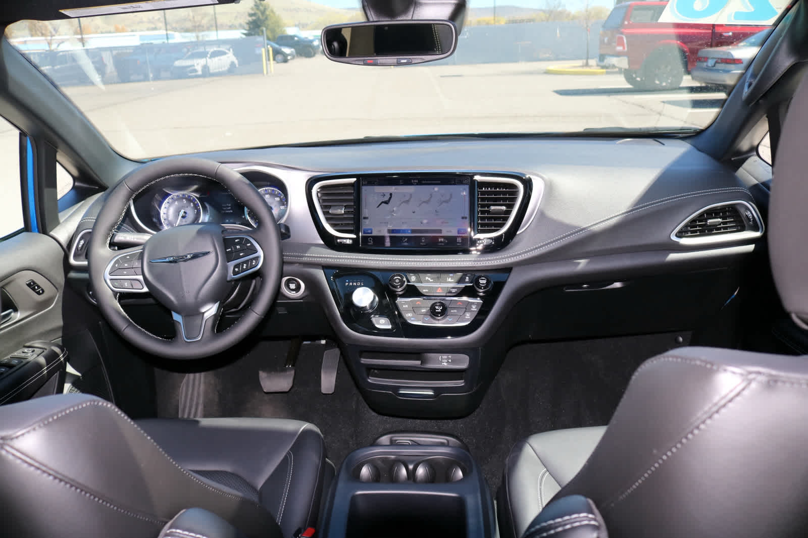 Thumbnail: 2026 Chrysler Pacifica - 14