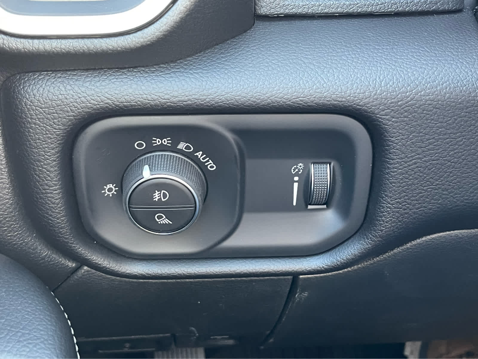 Thumbnail: 2026 RAM 3500 - 19