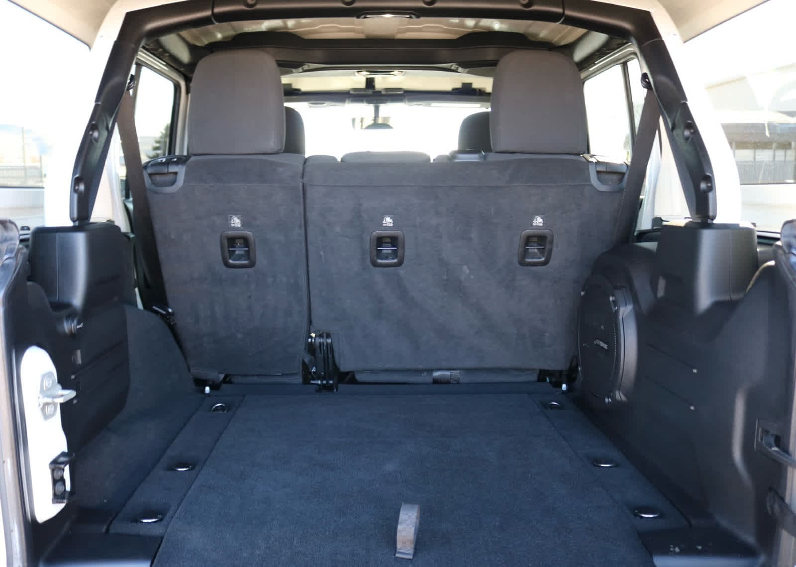 Thumbnail: 2023 Jeep Wrangler - 10