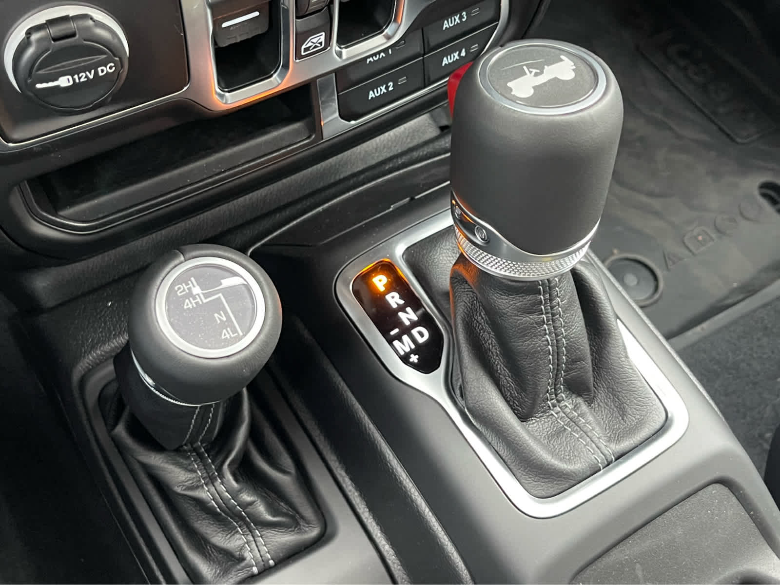 Thumbnail: 2025 Jeep Wrangler - 17