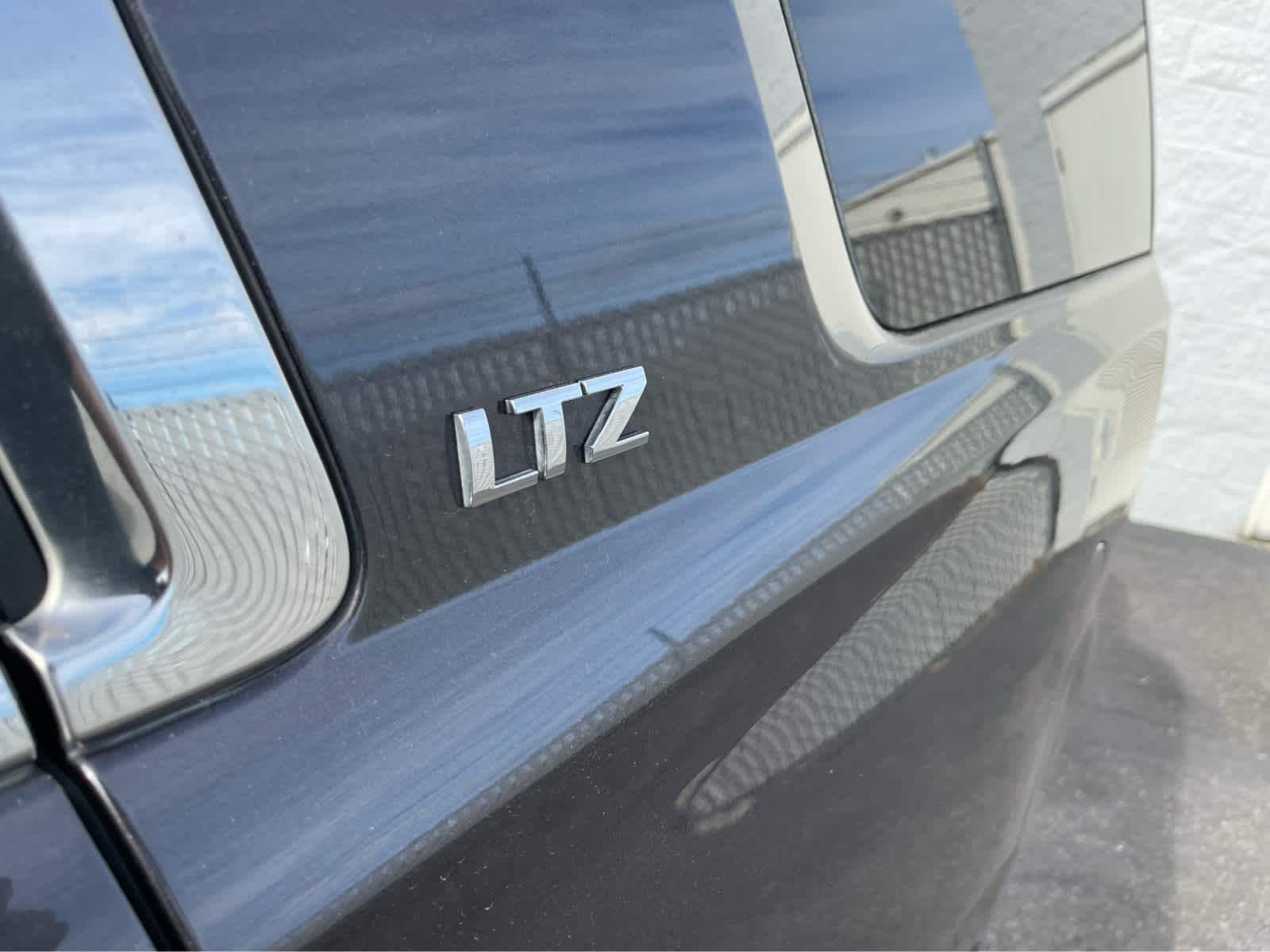 Thumbnail: 2015 Chevrolet Tahoe - 10