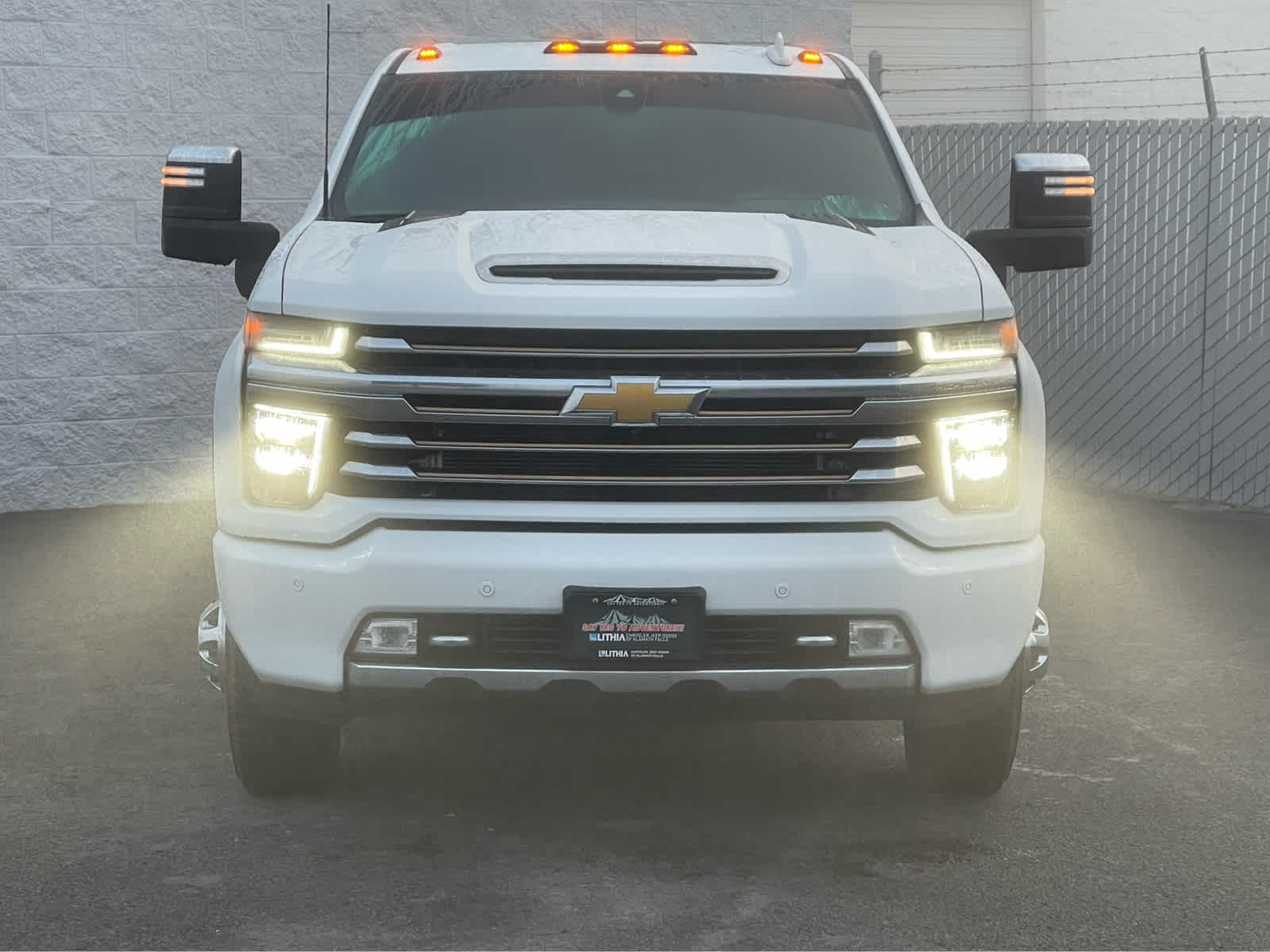 Thumbnail: 2023 Chevrolet Silverado 3500 - 3