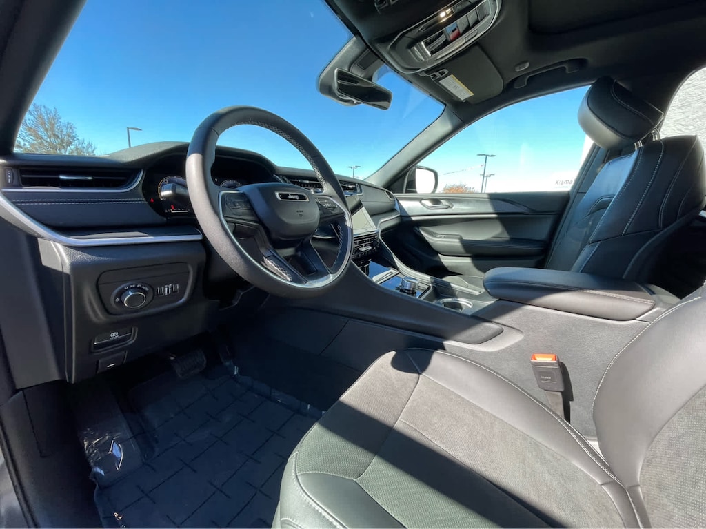 New 2025 Jeep Grand Cherokee ALTITUDE X 4X4 Sport Utility