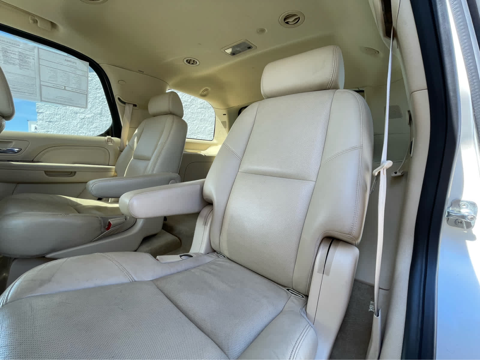 Thumbnail: 2008 Cadillac Escalade - 22