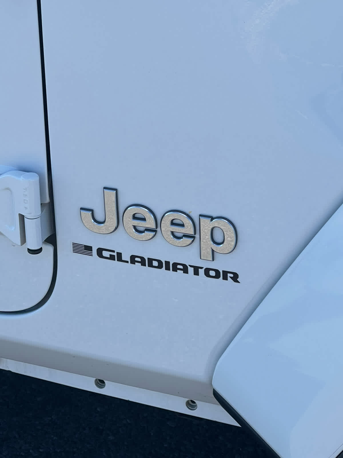 2023 Jeep Gladiator Overland - Photo 11