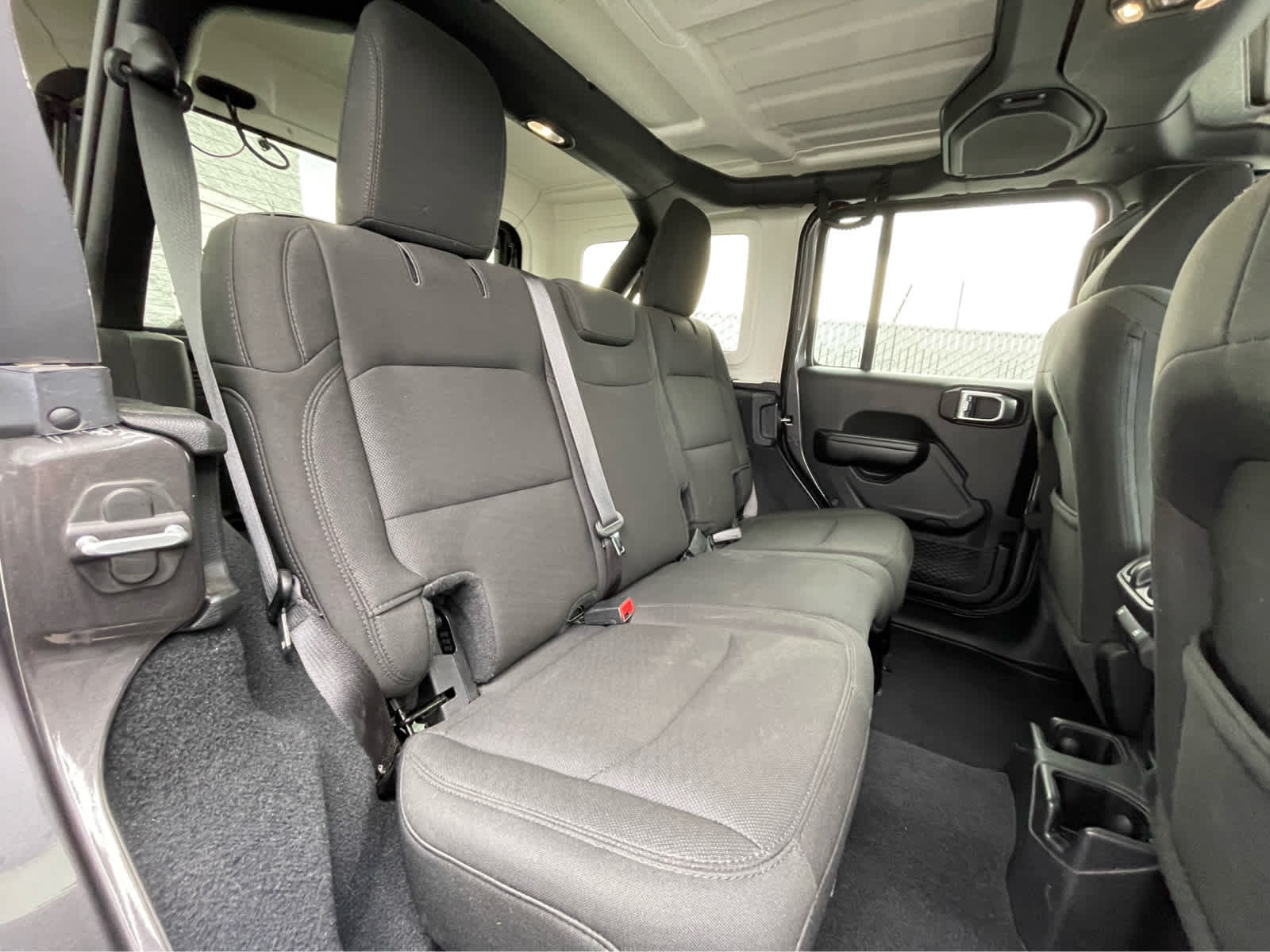 Thumbnail: 2019 Jeep Wrangler - 25