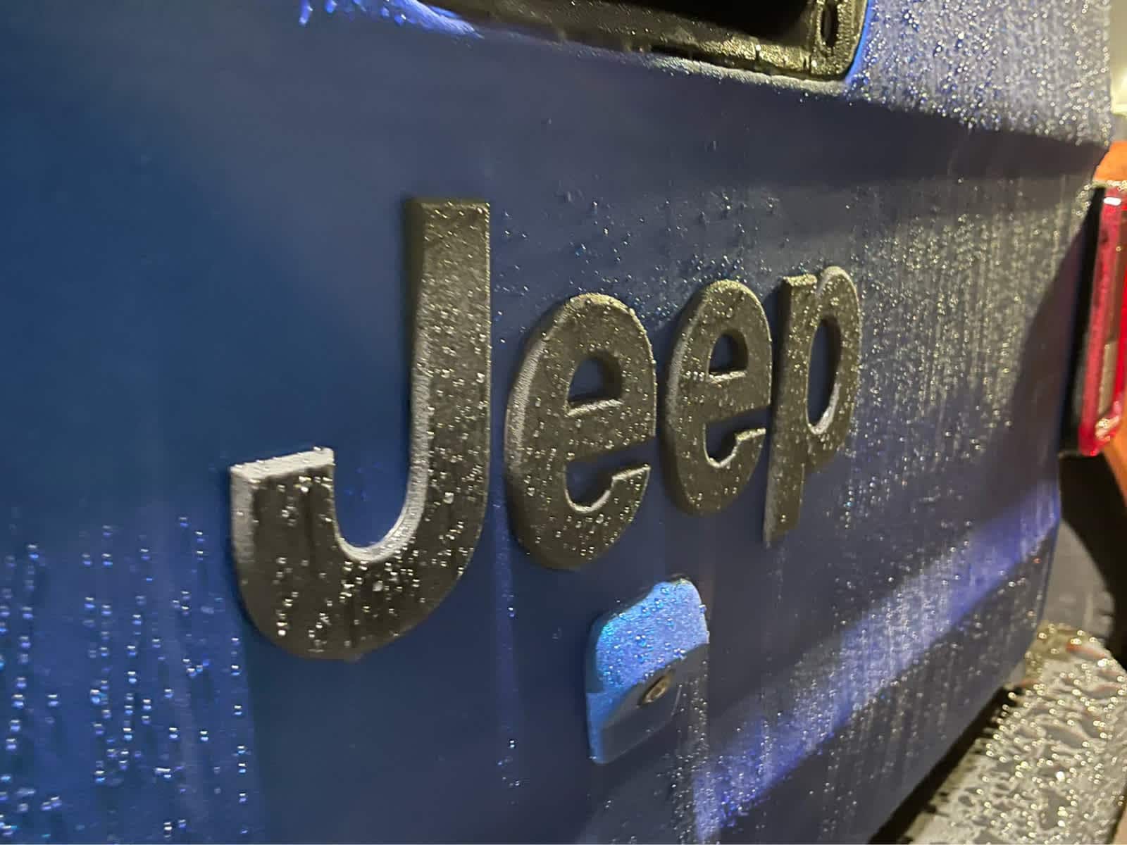 Thumbnail: 2022 Jeep Gladiator - 7