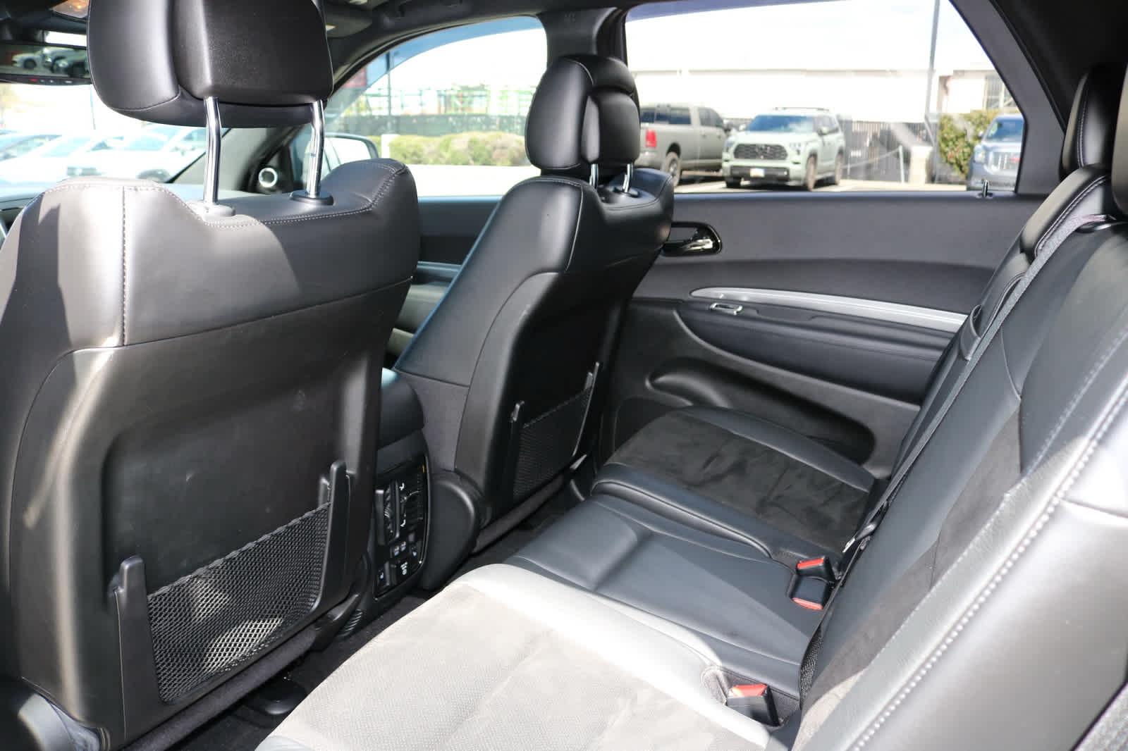 Thumbnail: 2020 Dodge Durango - 27