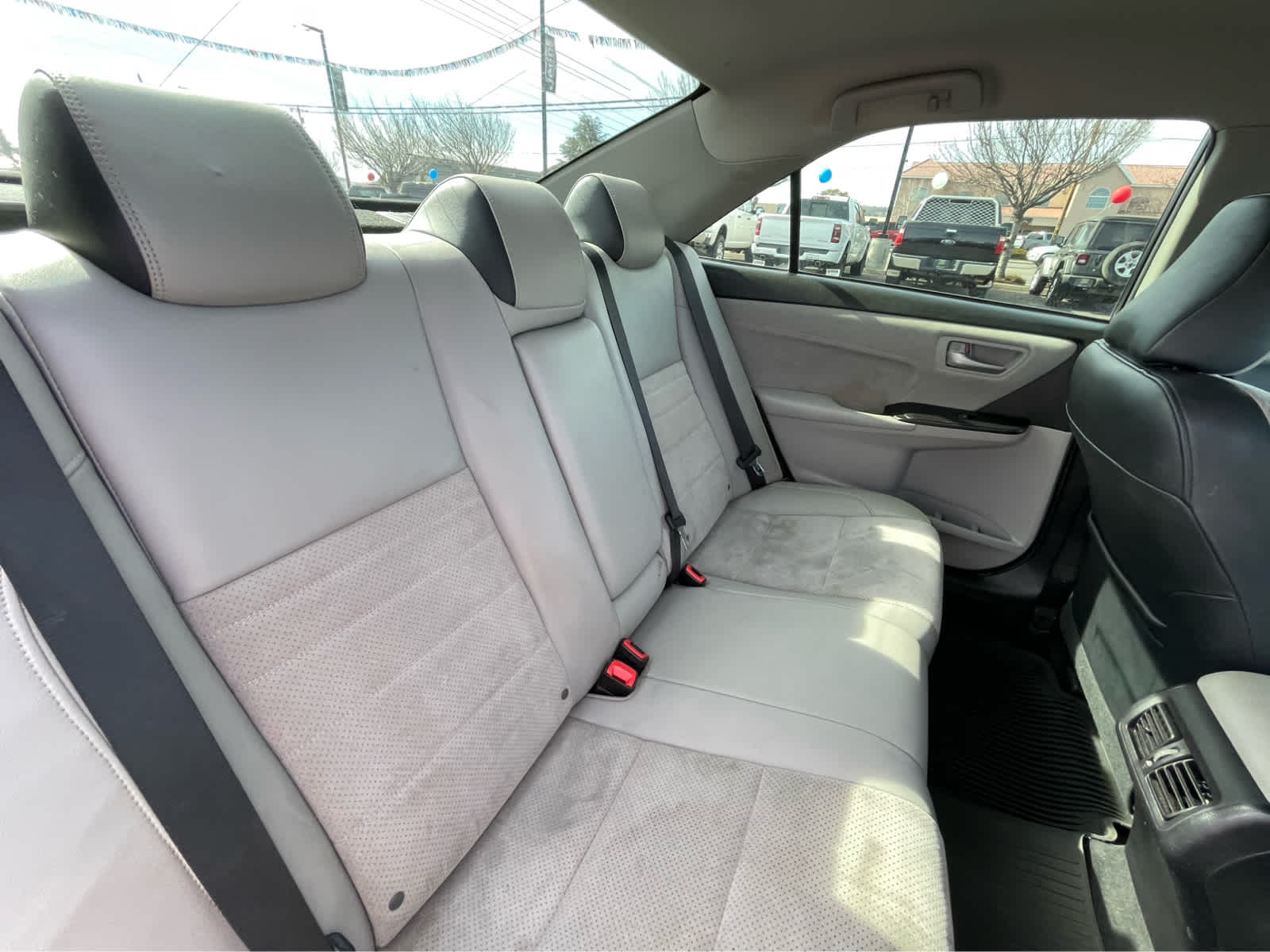 Thumbnail: 2017 Toyota Camry - 23