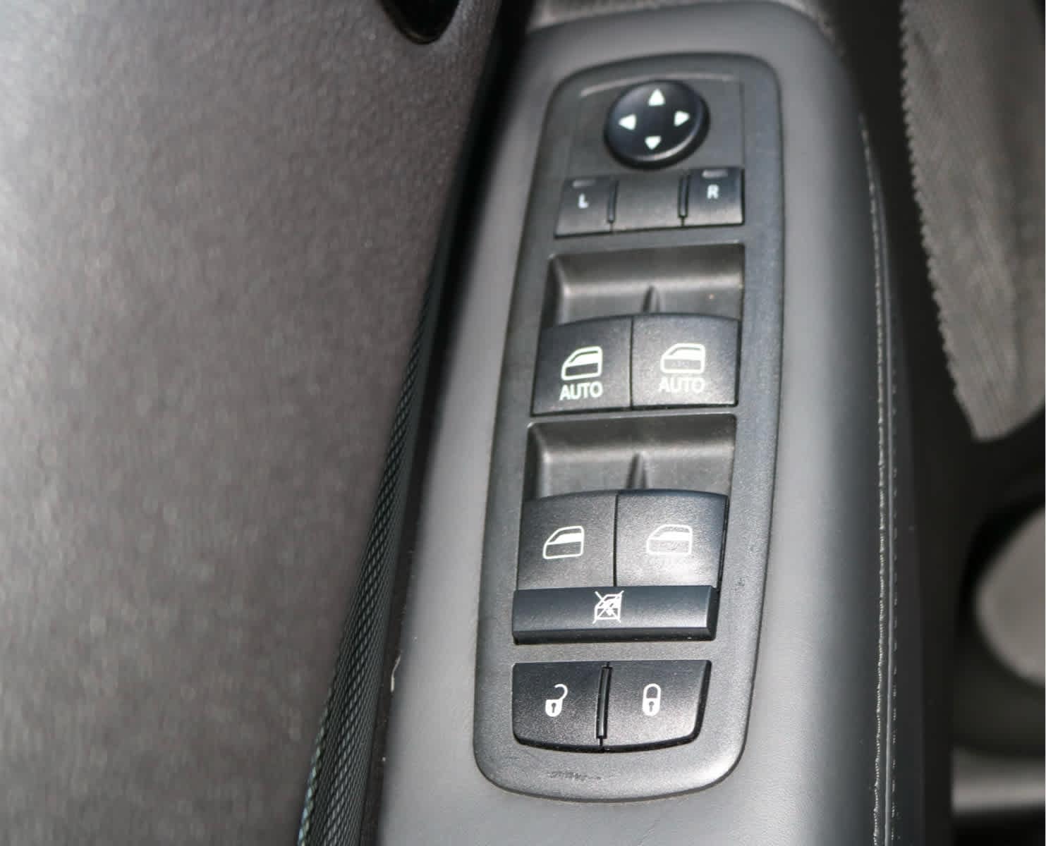 Thumbnail: 2020 Dodge Durango - 20