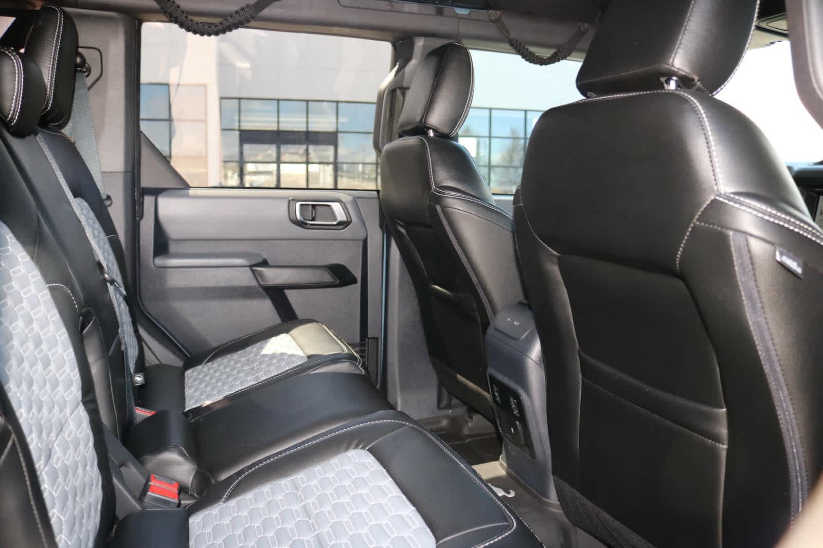 Thumbnail: 2022 Ford Bronco - 25