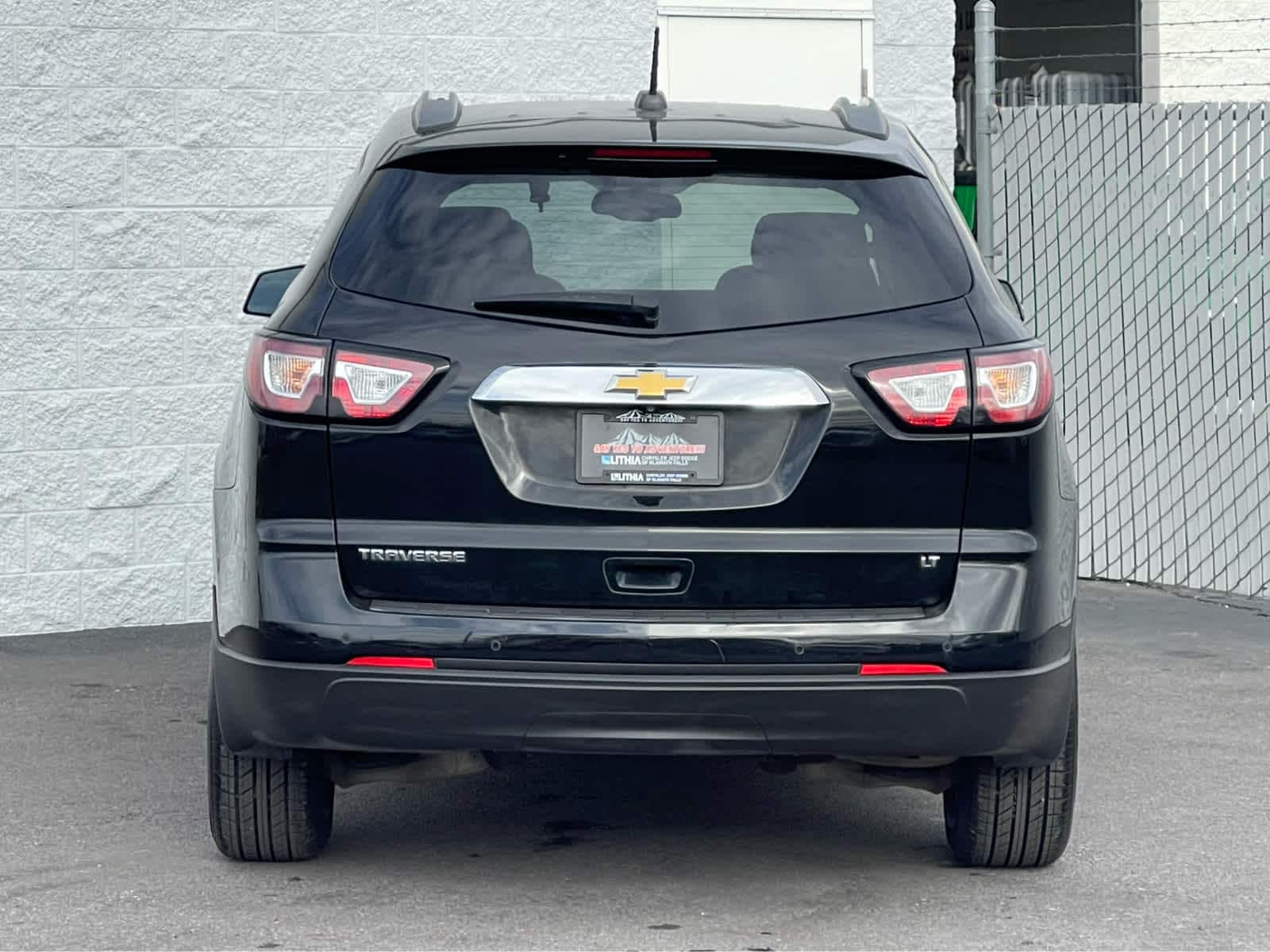 Thumbnail: 2017 Chevrolet Traverse - 6