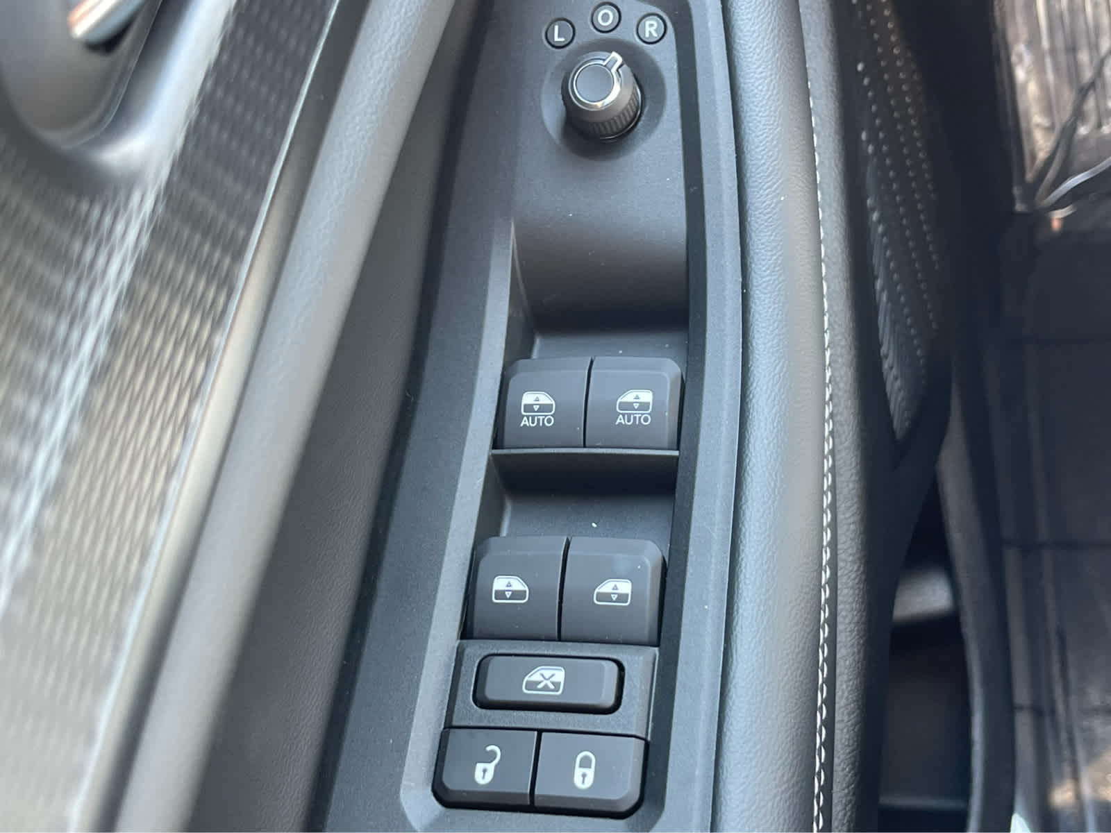 Thumbnail: 2025 Jeep Grand Cherokee - 18