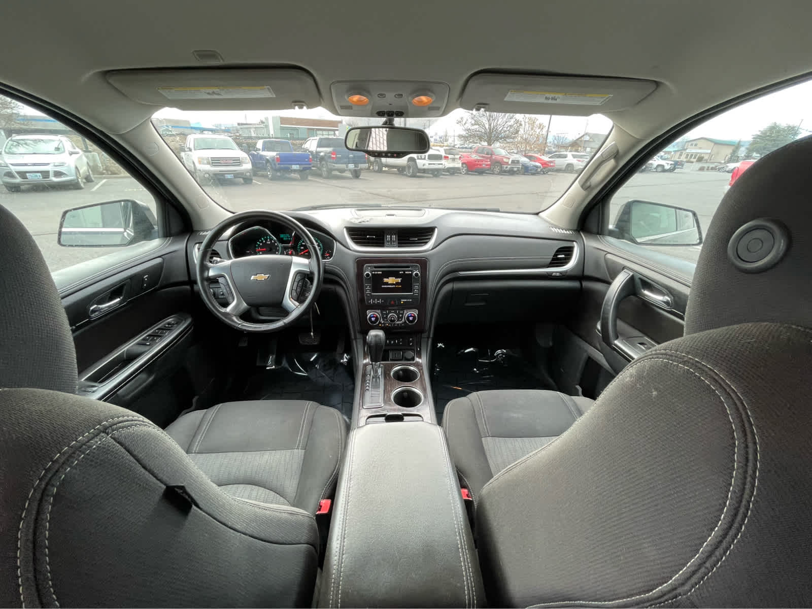 Thumbnail: 2017 Chevrolet Traverse - 12