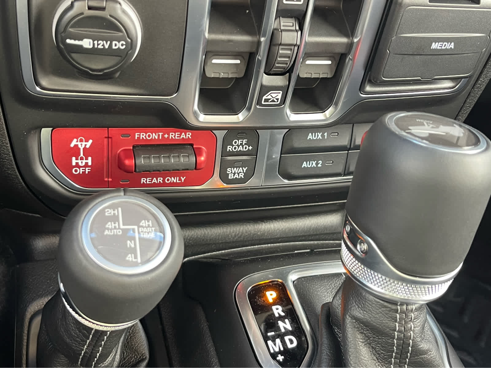 Thumbnail: 2026 Jeep Wrangler - 15