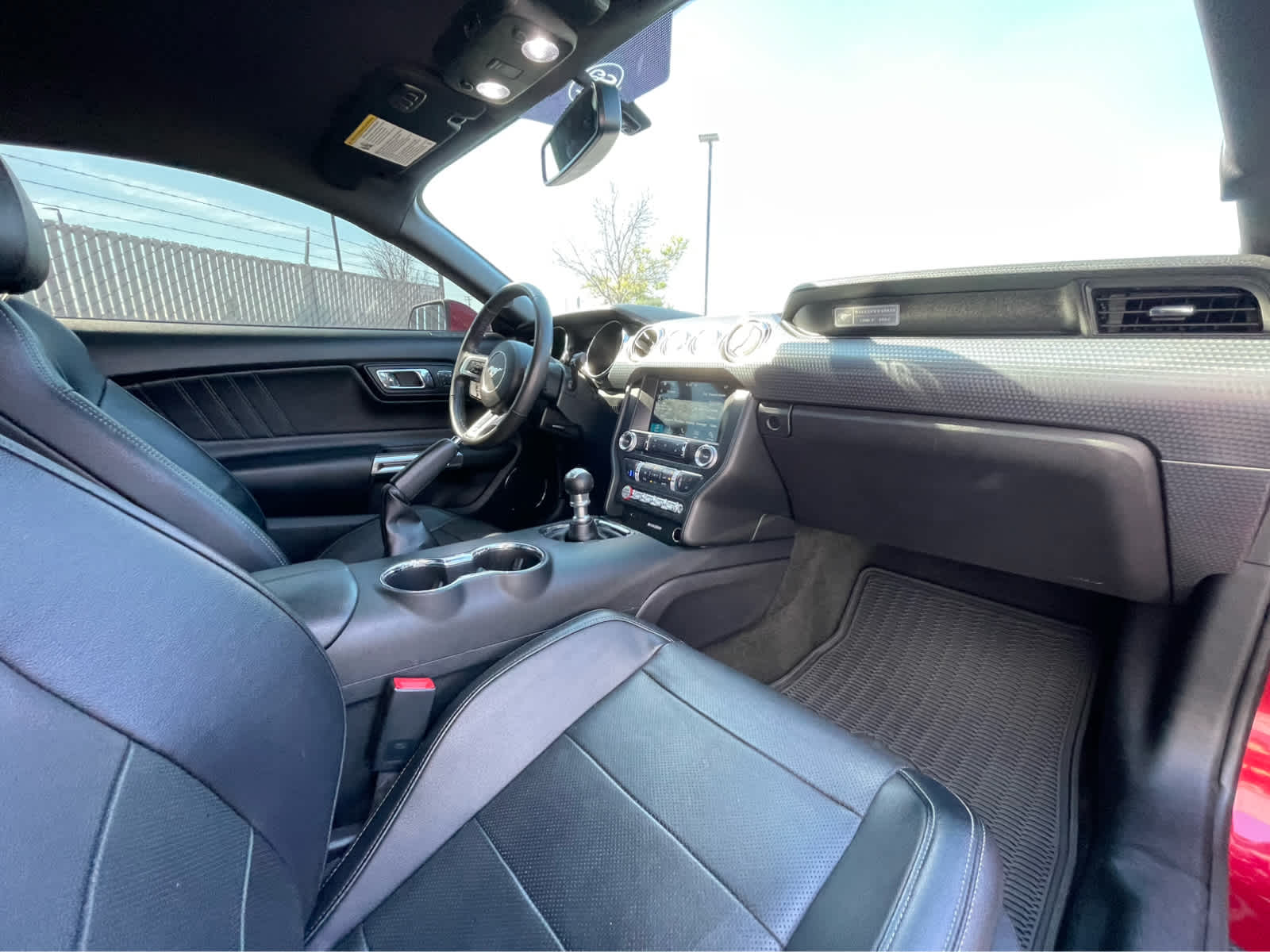2016 Ford Mustang GT Premium 24