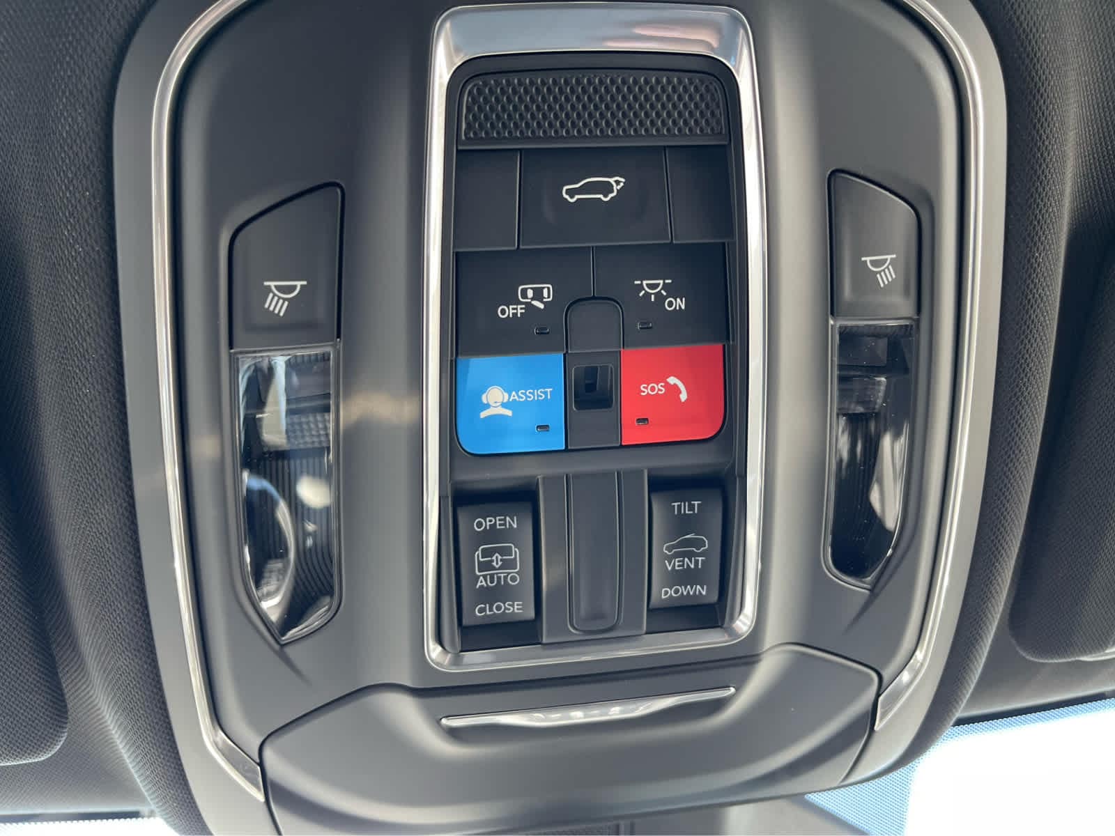 Thumbnail: 2025 Jeep Grand Cherokee - 18