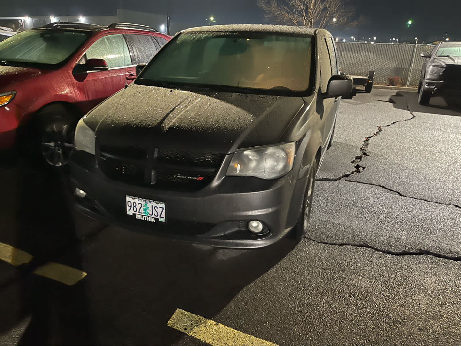 Thumbnail: 2016 Dodge Grand Caravan - 3