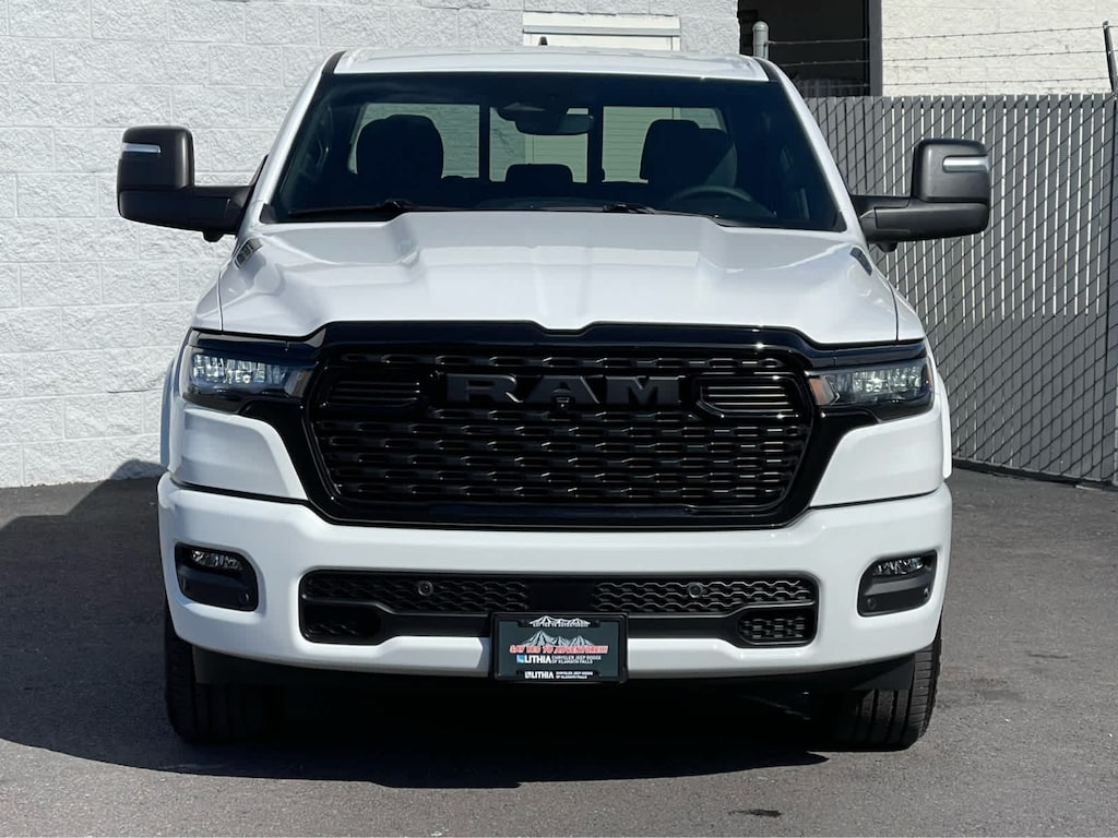 New 2026 Ram 1500 BIG HORN CREW CAB 4X4 5'7 BOX Pickup