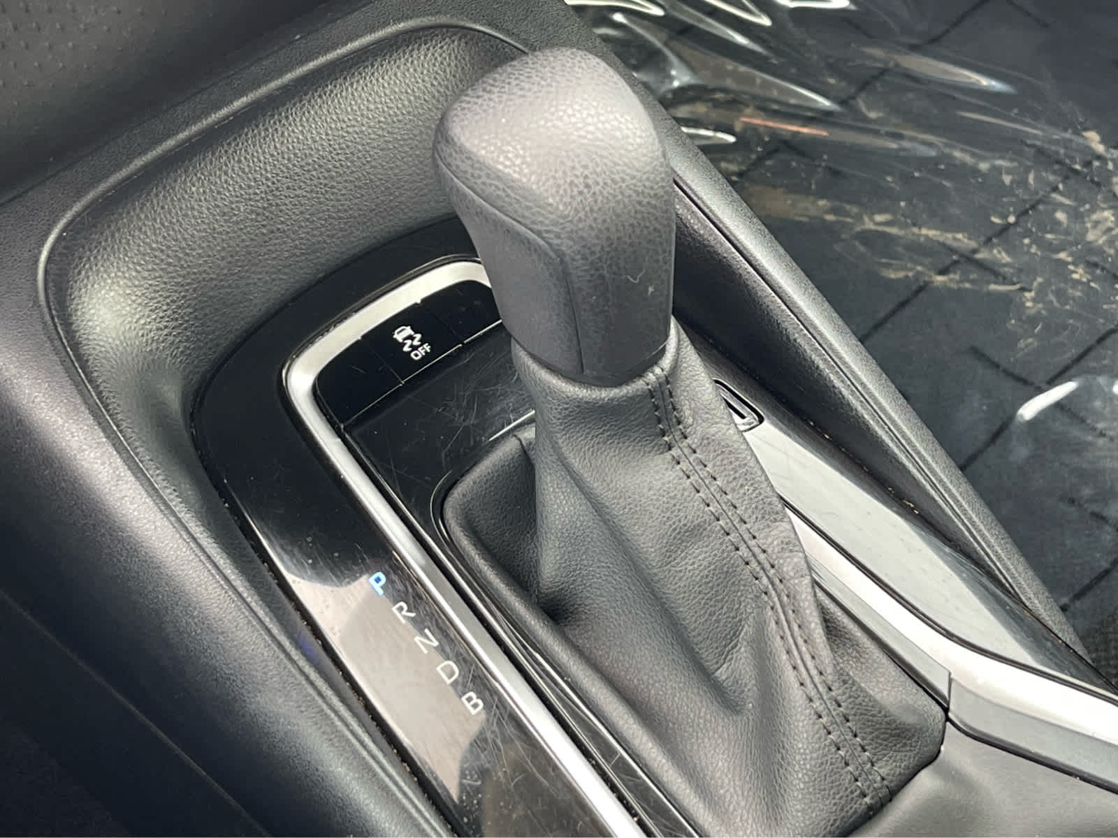 Thumbnail: 2023 Toyota Corolla - 16