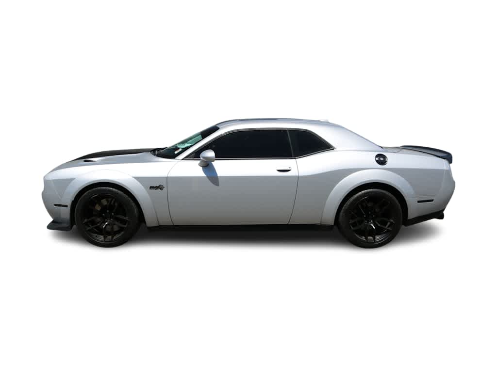 Thumbnail: 2020 Dodge Challenger - 3