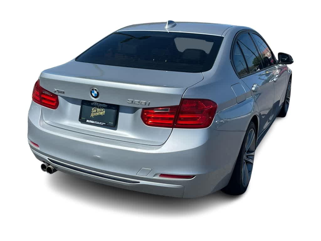 Thumbnail: 2013 BMW 3 Series - 6