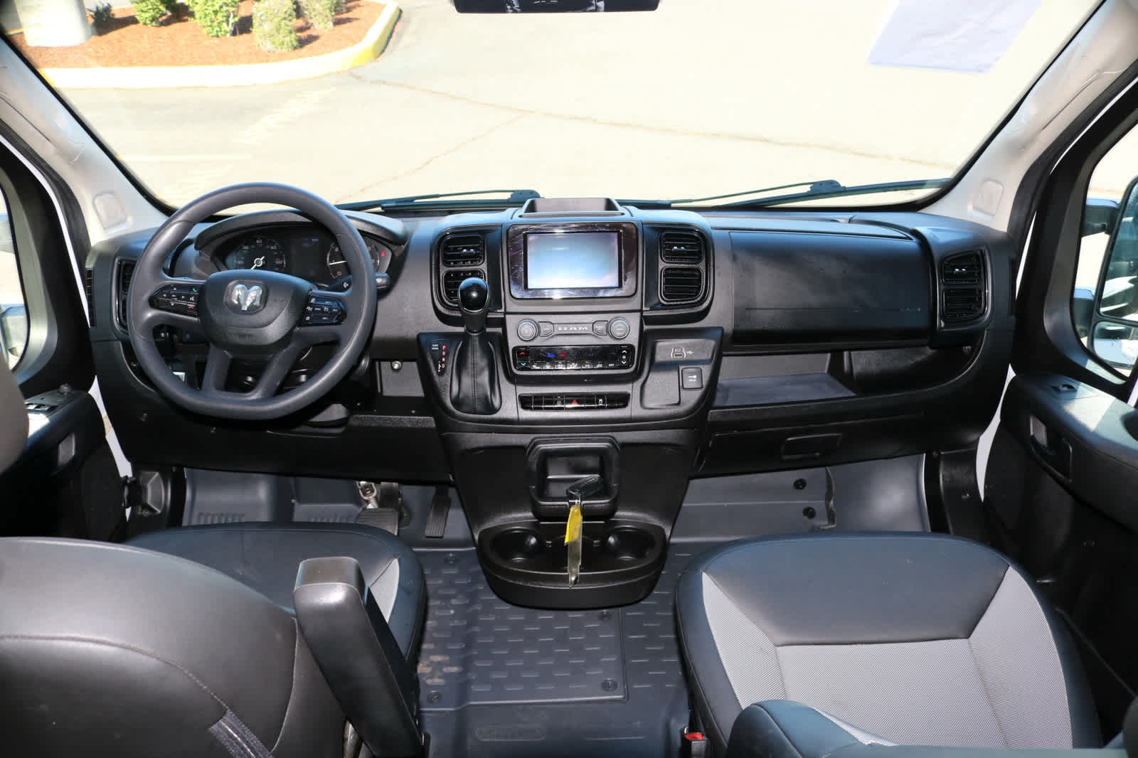 Photo 12