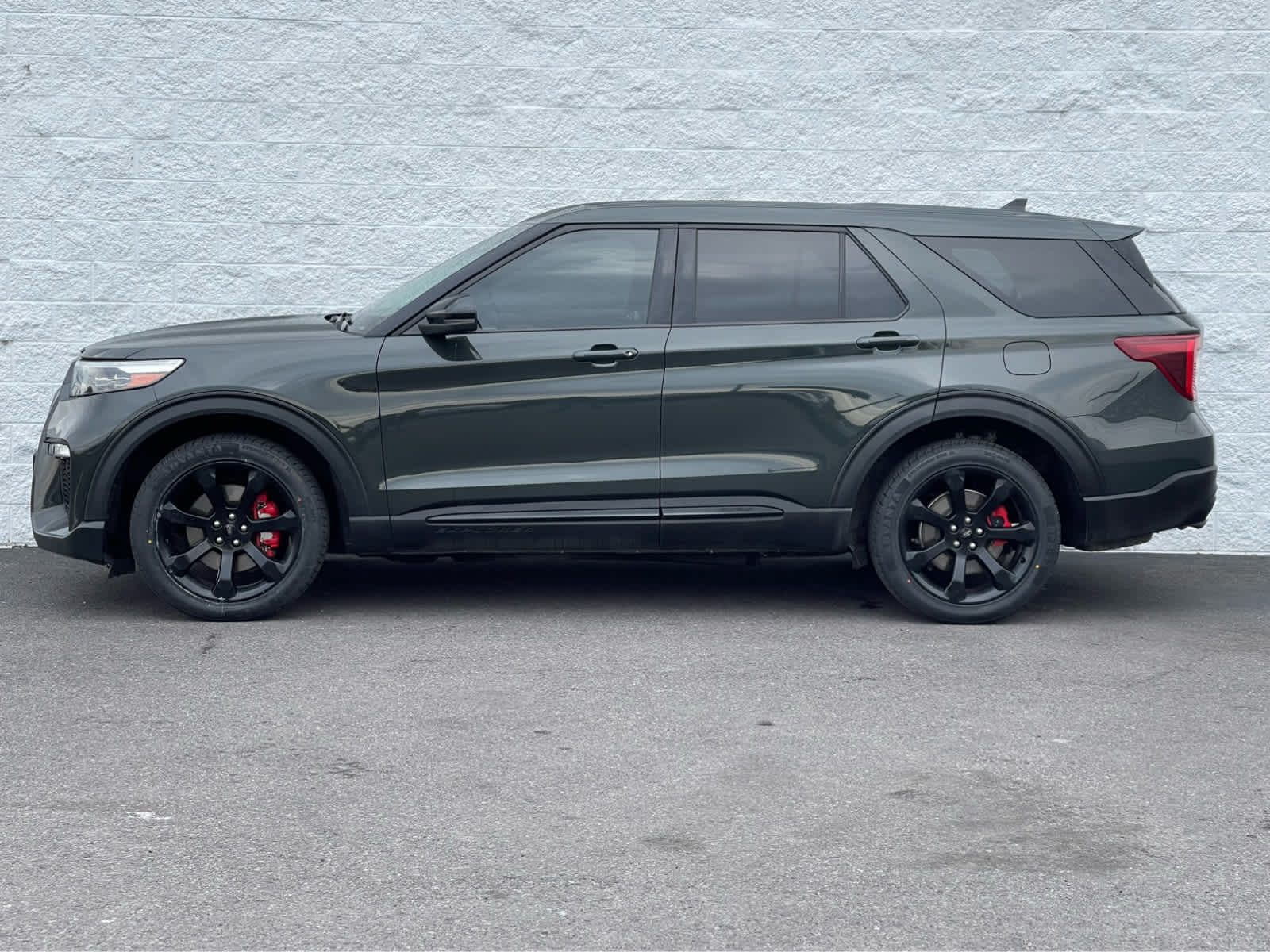 Thumbnail: 2022 Ford Explorer - 4