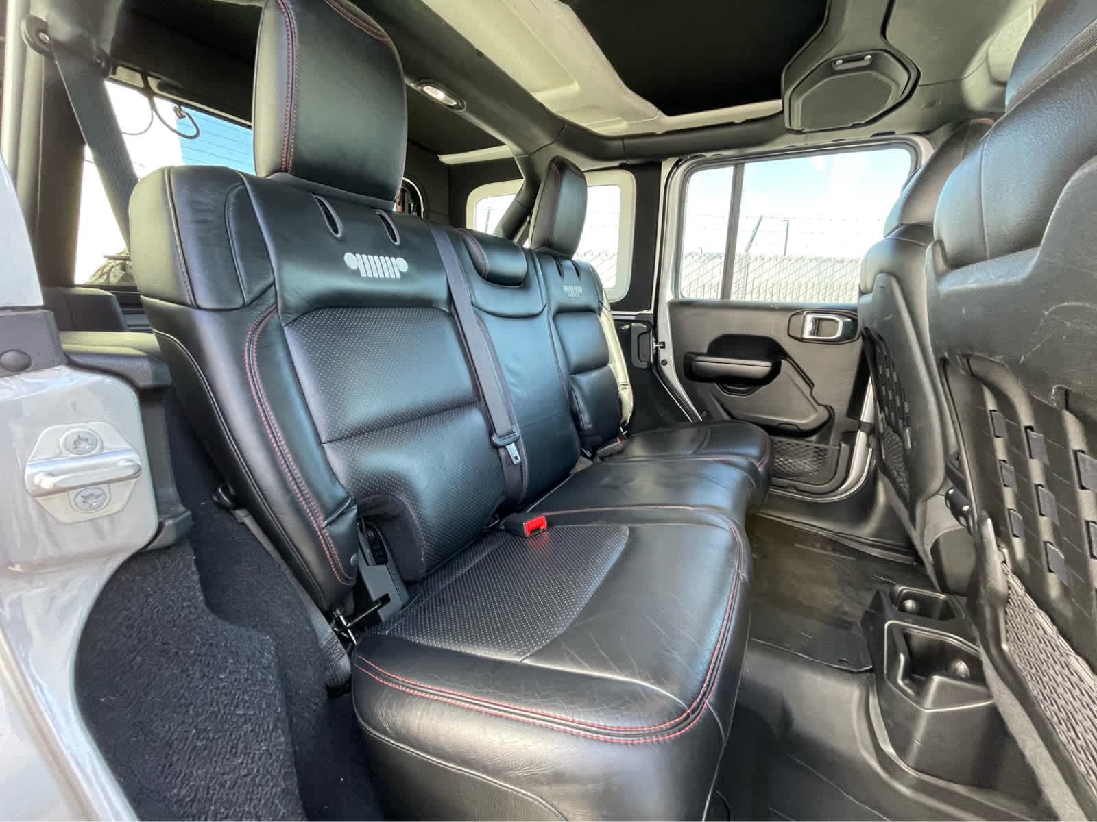 Thumbnail: 2021 Jeep Wrangler - 26