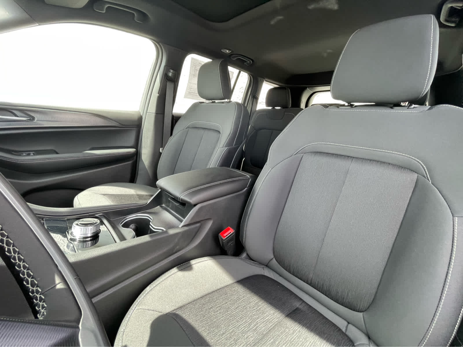 Thumbnail: 2025 Jeep Grand Cherokee - 22