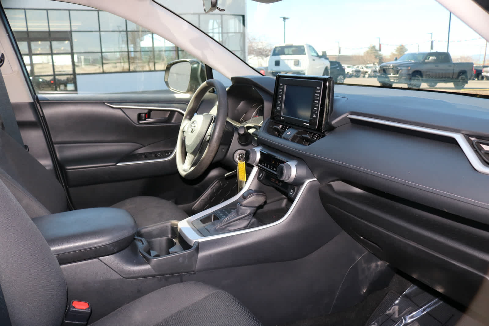 Thumbnail: 2021 Toyota RAV4 - 20