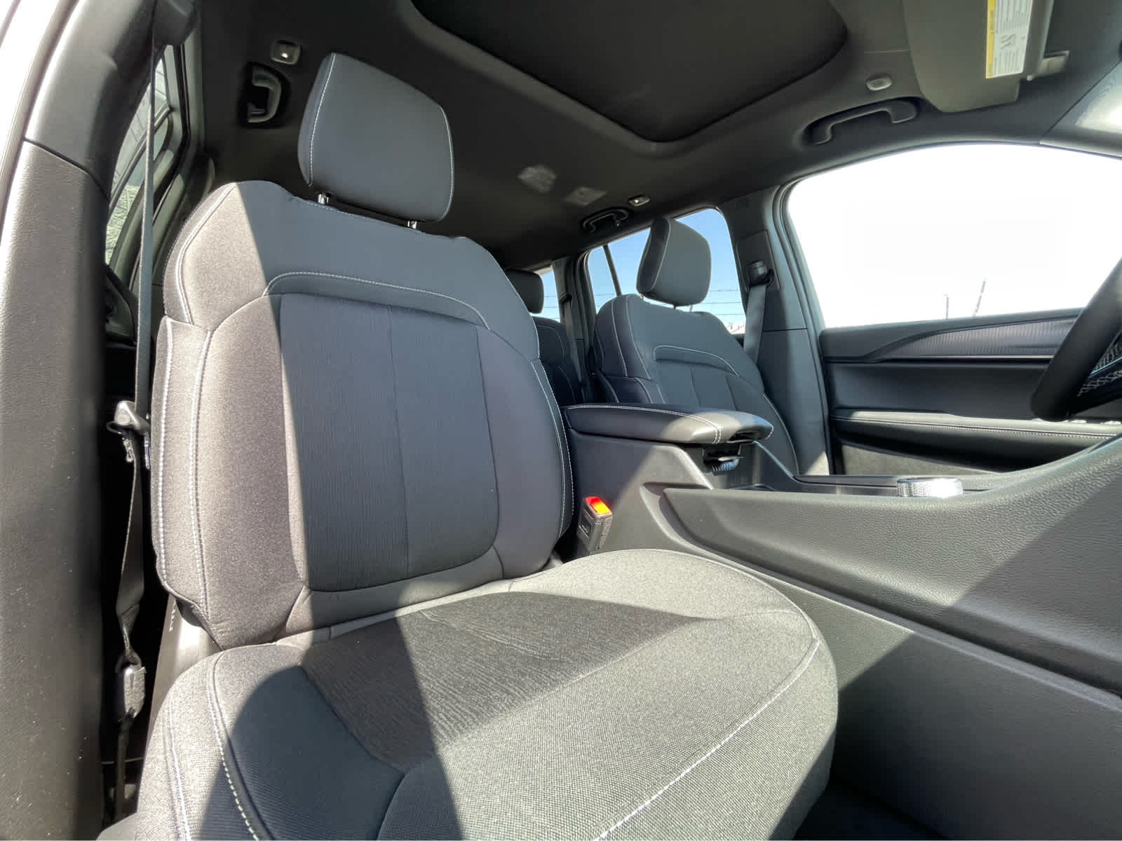 Thumbnail: 2025 Jeep Grand Cherokee - 29