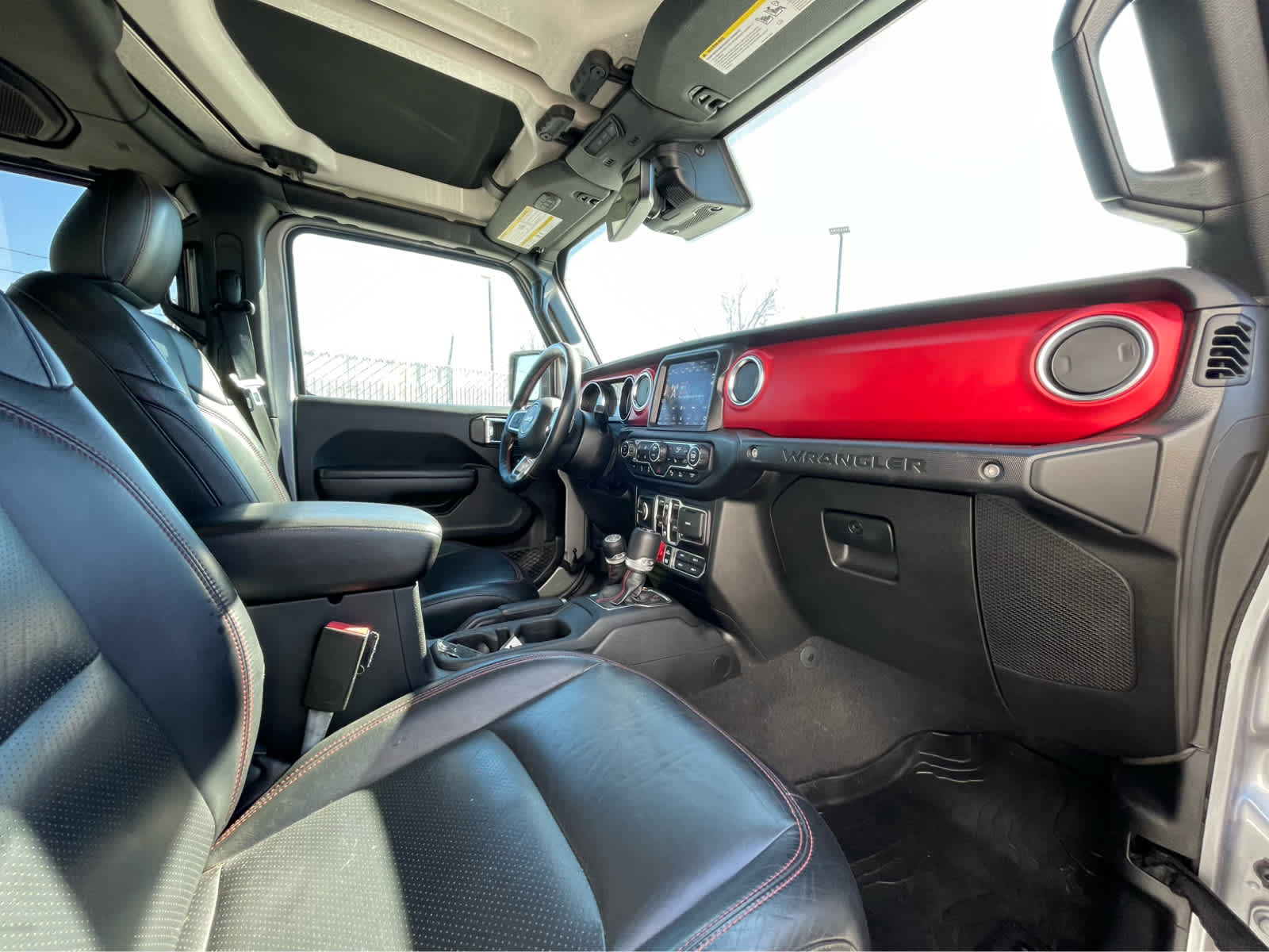 Thumbnail: 2021 Jeep Wrangler - 27