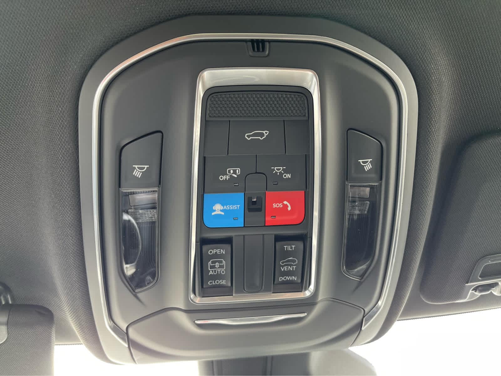 Thumbnail: 2025 Jeep Grand Cherokee - 20