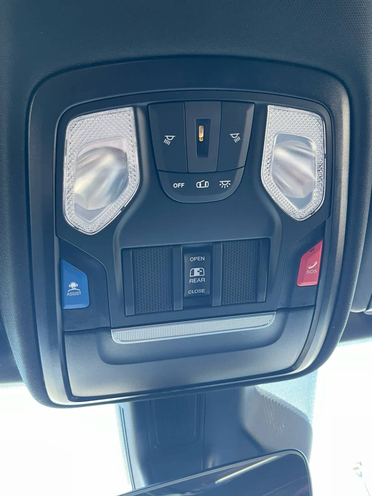 Thumbnail: 2026 RAM 1500 - 19