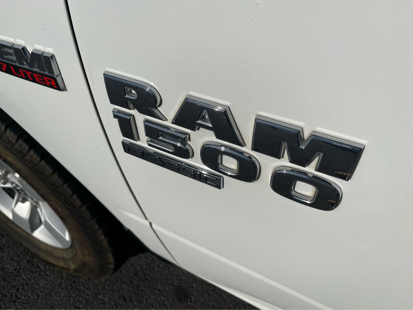 Thumbnail: 2022 RAM 1500 Classic - 8