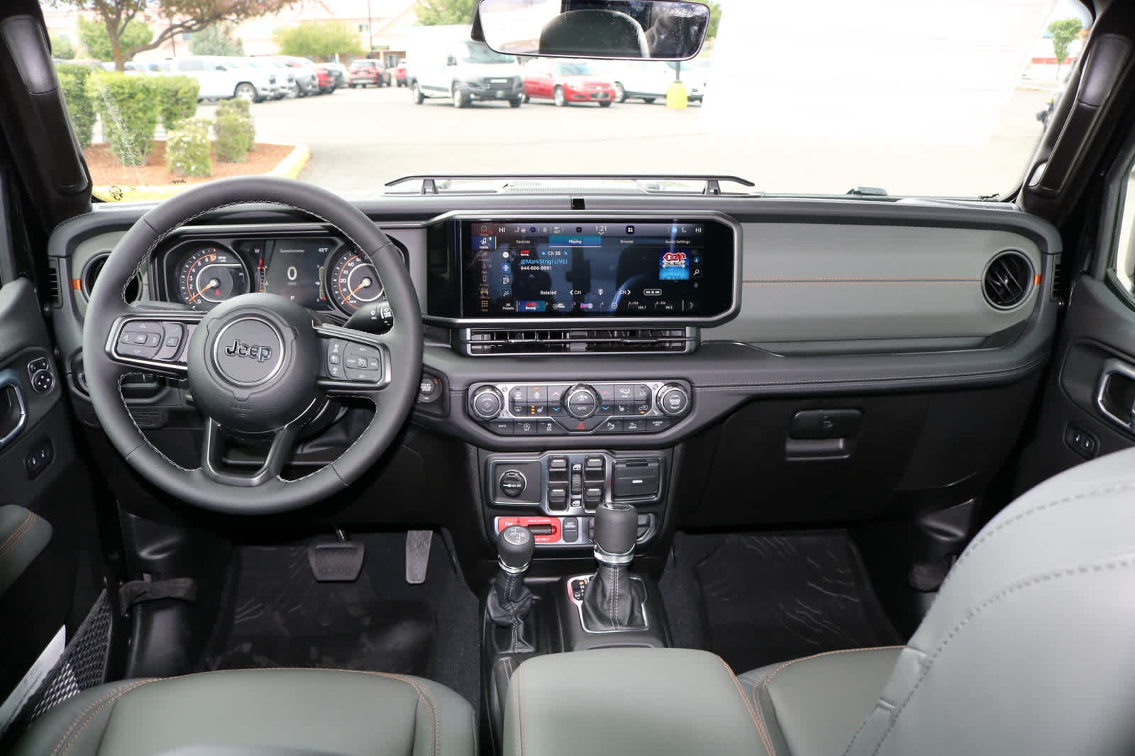 Thumbnail: 2026 Jeep Gladiator - 13