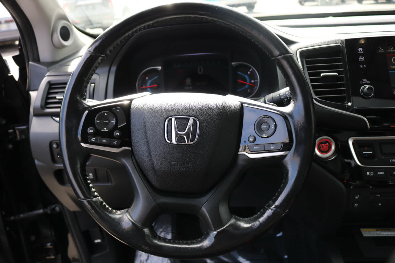 Thumbnail: 2019 Honda Pilot - 21