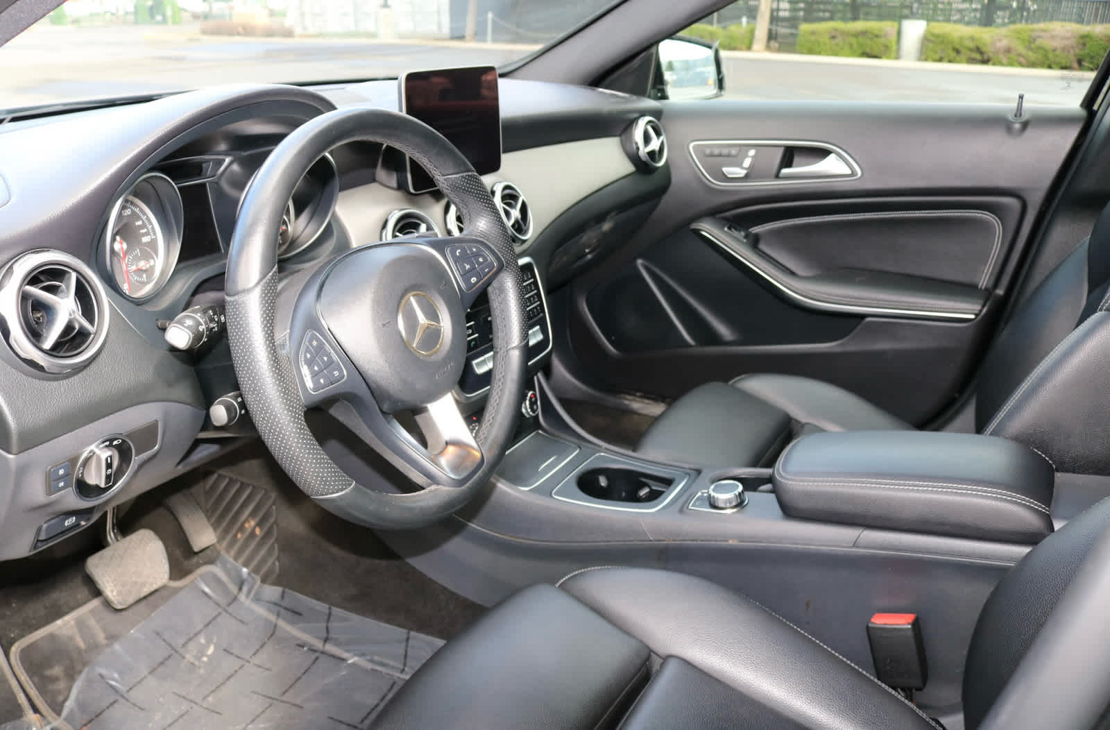 Thumbnail: 2020 Mercedes-Benz GLA - 7