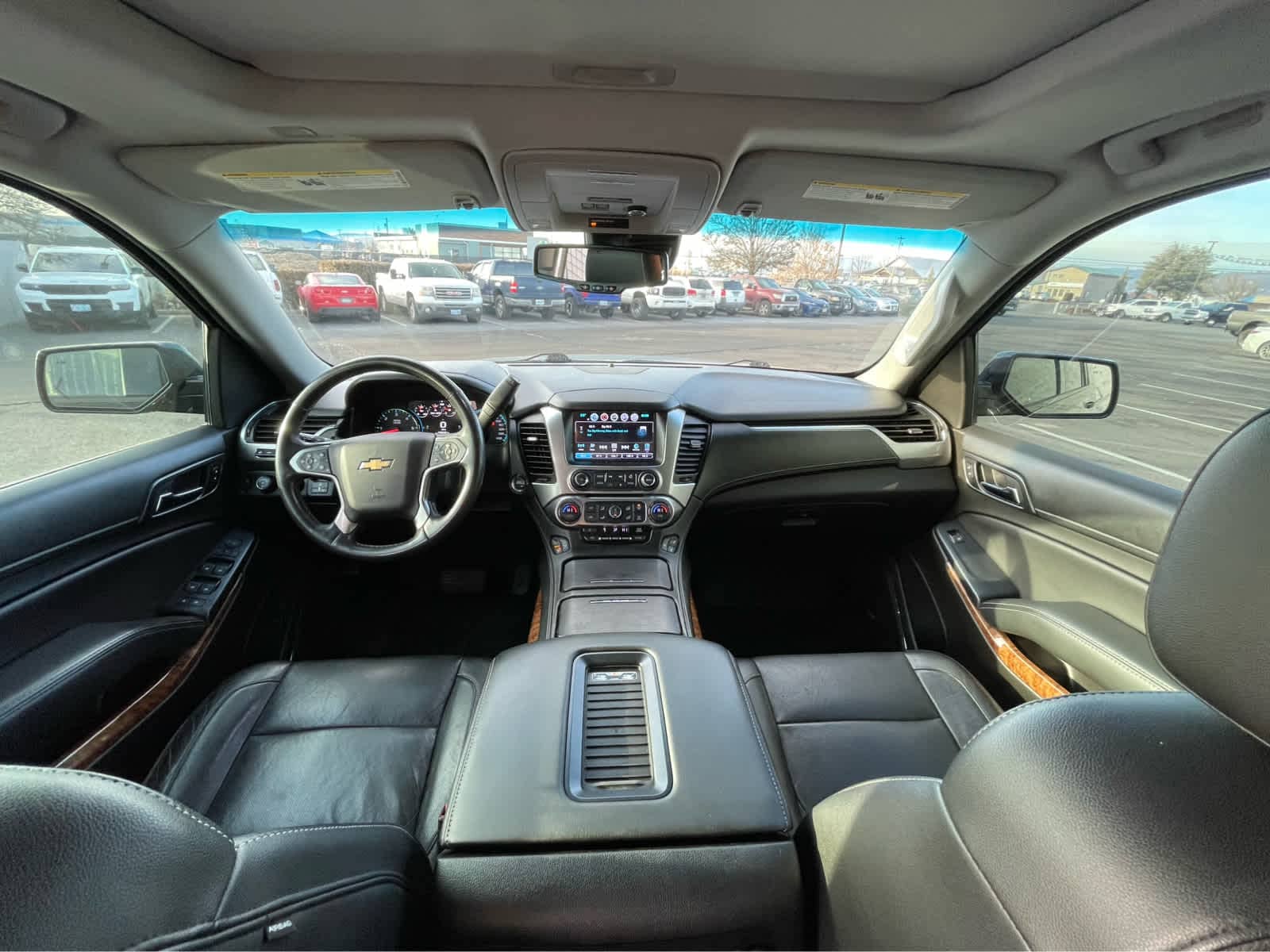 Thumbnail: 2018 Chevrolet Tahoe - 12